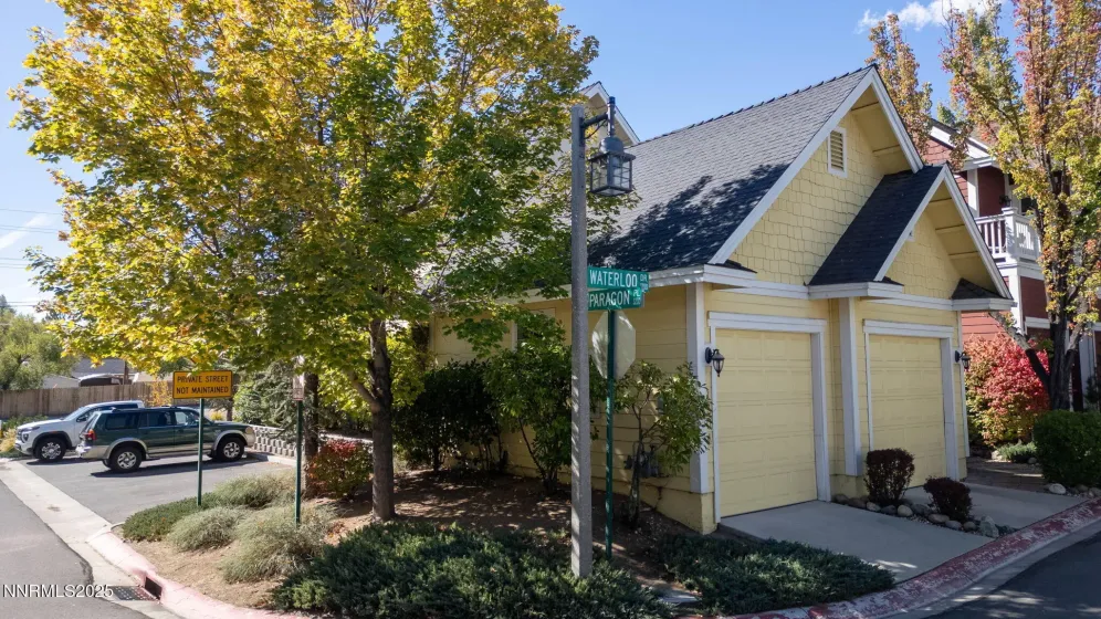 1304 Waterloo, Reno, Nevada 89509, 2 Bedrooms Bedrooms, ,3 BathroomsBathrooms,Residential,Residential,Waterloo,250058813