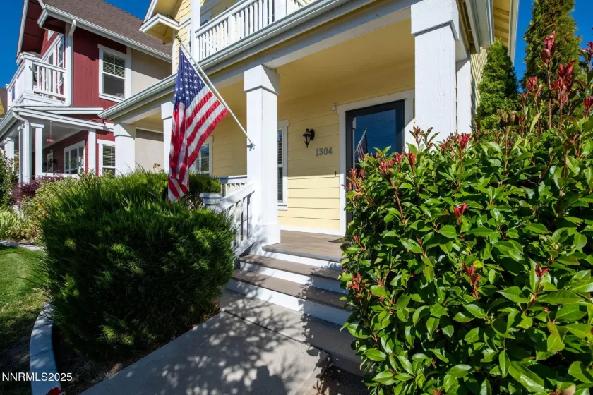 1304 Waterloo, Reno, Nevada 89509, 2 Bedrooms Bedrooms, ,3 BathroomsBathrooms,Residential,Residential,Waterloo,250058813