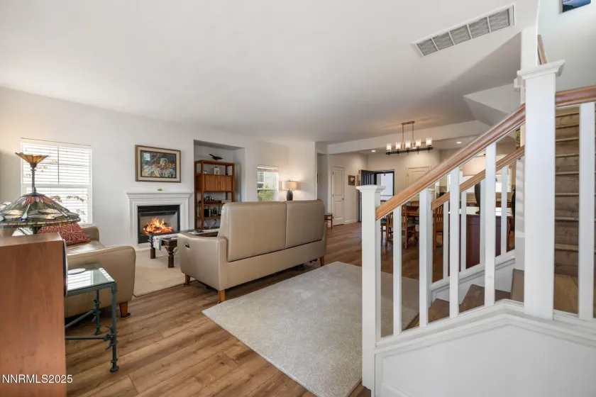 1304 Waterloo, Reno, Nevada 89509, 2 Bedrooms Bedrooms, ,3 BathroomsBathrooms,Residential,Residential,Waterloo,250058813