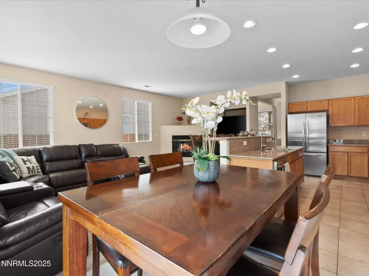 8934 Sorcha, Reno, Nevada 89506, 5 Bedrooms Bedrooms, ,3 BathroomsBathrooms,Residential,Residential,Sorcha,250058814