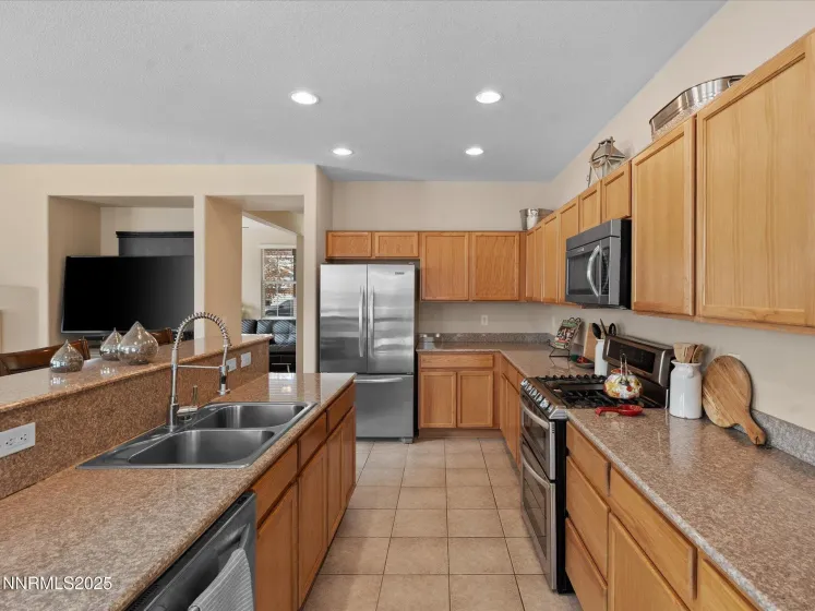 8934 Sorcha, Reno, Nevada 89506, 5 Bedrooms Bedrooms, ,3 BathroomsBathrooms,Residential,Residential,Sorcha,250058814