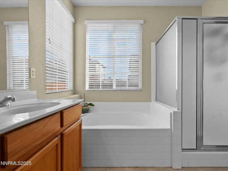 8934 Sorcha, Reno, Nevada 89506, 5 Bedrooms Bedrooms, ,3 BathroomsBathrooms,Residential,Residential,Sorcha,250058814