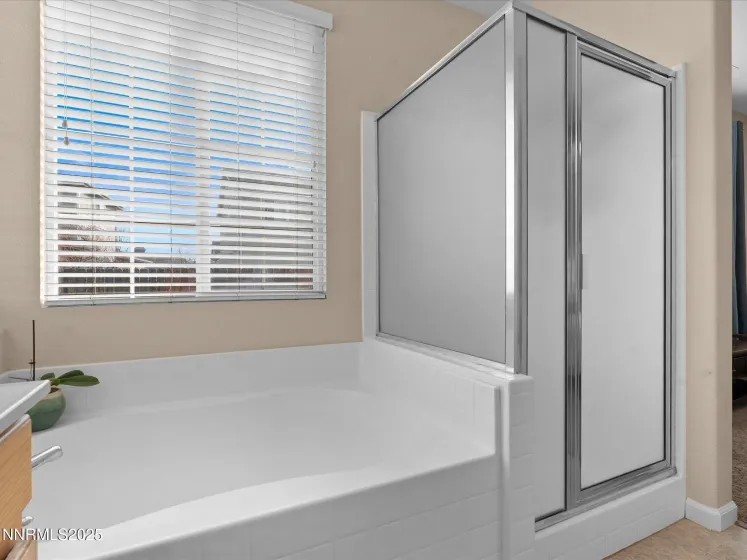 8934 Sorcha, Reno, Nevada 89506, 5 Bedrooms Bedrooms, ,3 BathroomsBathrooms,Residential,Residential,Sorcha,250058814