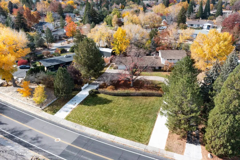 1281 Skyline, Reno, Nevada 89509, 5 Bedrooms Bedrooms, ,4 BathroomsBathrooms,Residential,Residential,Skyline,250058815