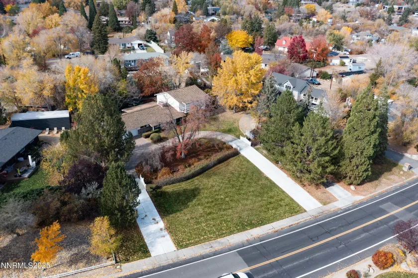 1281 Skyline, Reno, Nevada 89509, 5 Bedrooms Bedrooms, ,4 BathroomsBathrooms,Residential,Residential,Skyline,250058815