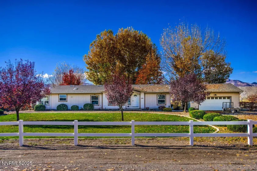 7 Pinto, Yerington, Nevada 89447, 3 Bedrooms Bedrooms, ,2 BathroomsBathrooms,Residential,Residential,Pinto,250058816