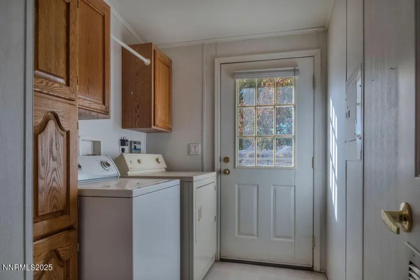 7 Pinto, Yerington, Nevada 89447, 3 Bedrooms Bedrooms, ,2 BathroomsBathrooms,Residential,Residential,Pinto,250058816