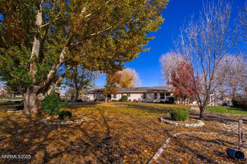 7 Pinto, Yerington, Nevada 89447, 3 Bedrooms Bedrooms, ,2 BathroomsBathrooms,Residential,Residential,Pinto,250058816