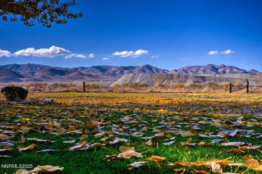 7 Pinto, Yerington, Nevada 89447, 3 Bedrooms Bedrooms, ,2 BathroomsBathrooms,Residential,Residential,Pinto,250058816