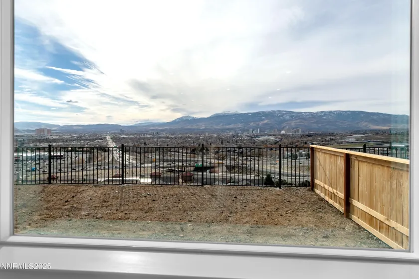 3156 Orrizonte, Reno, Nevada 89512, 3 Bedrooms Bedrooms, ,3 BathroomsBathrooms,Residential,Residential,Orrizonte,250058817