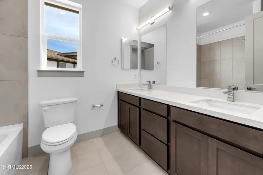 3156 Orrizonte, Reno, Nevada 89512, 3 Bedrooms Bedrooms, ,3 BathroomsBathrooms,Residential,Residential,Orrizonte,250058817