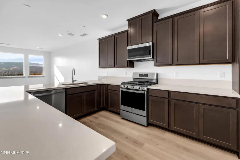 3156 Orrizonte, Reno, Nevada 89512, 3 Bedrooms Bedrooms, ,3 BathroomsBathrooms,Residential,Residential,Orrizonte,250058817