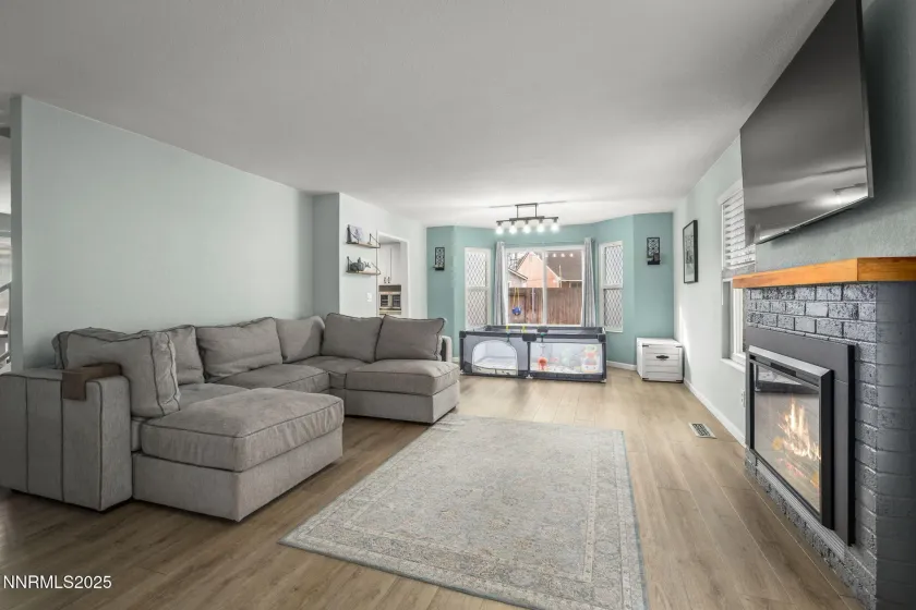 1655 Sabatino, Sparks, Nevada 89434, 4 Bedrooms Bedrooms, ,3 BathroomsBathrooms,Residential,Residential,Sabatino,250058821