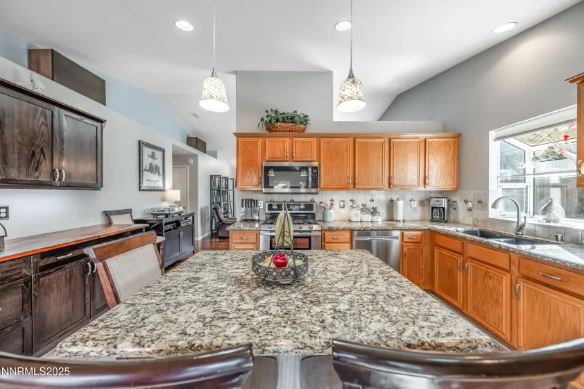 45 Green Spring, Reno, Nevada 89511, 3 Bedrooms Bedrooms, ,2 BathroomsBathrooms,Residential,Residential,Green Spring,250058822