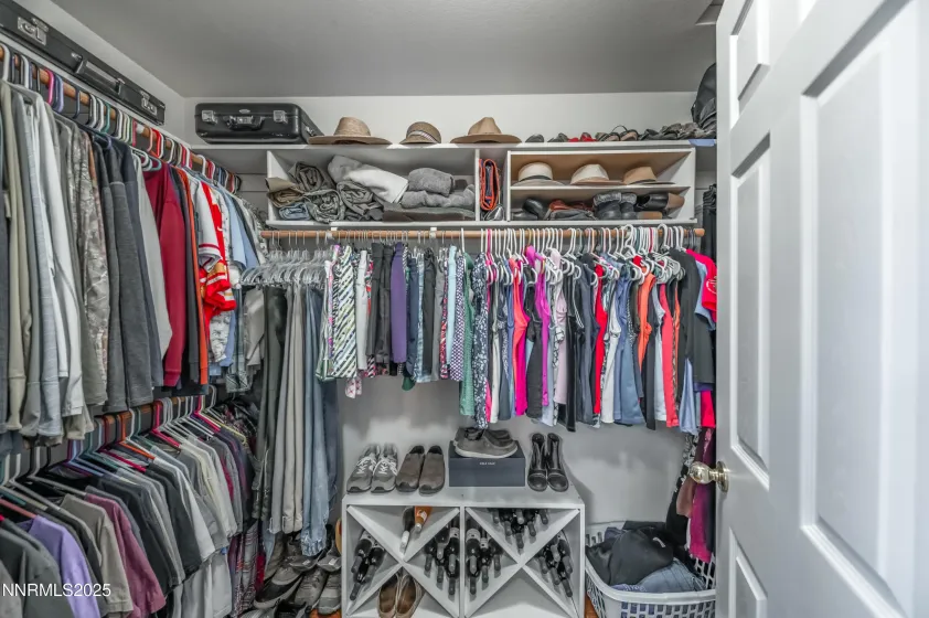 45 Green Spring, Reno, Nevada 89511, 3 Bedrooms Bedrooms, ,2 BathroomsBathrooms,Residential,Residential,Green Spring,250058822