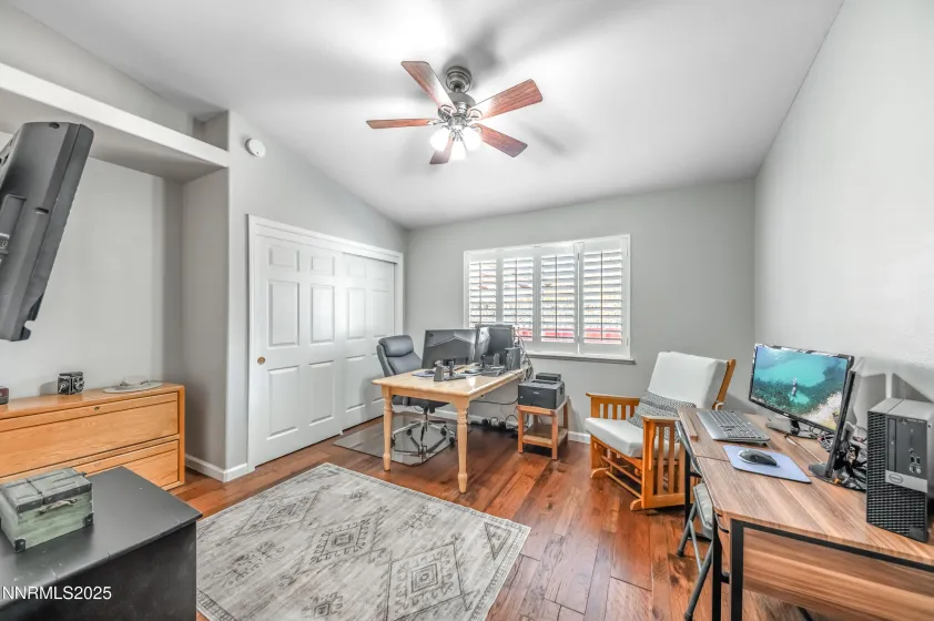 45 Green Spring, Reno, Nevada 89511, 3 Bedrooms Bedrooms, ,2 BathroomsBathrooms,Residential,Residential,Green Spring,250058822