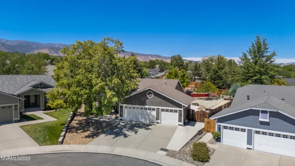 45 Green Spring, Reno, Nevada 89511, 3 Bedrooms Bedrooms, ,2 BathroomsBathrooms,Residential,Residential,Green Spring,250058822