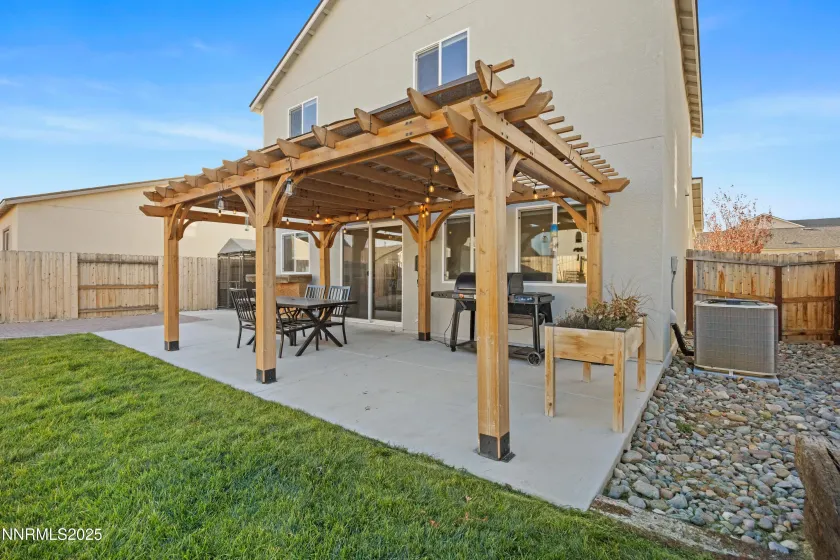 1383 Old Barn, Sparks, Nevada 89436, 3 Bedrooms Bedrooms, ,3 BathroomsBathrooms,Residential,Residential,Old Barn,250058823