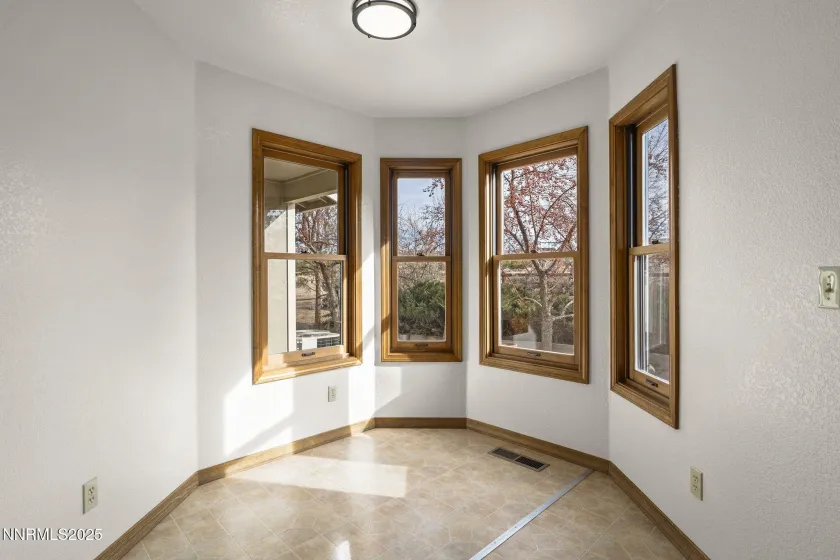 1653 Dees, Minden, Nevada 89423, 3 Bedrooms Bedrooms, ,3 BathroomsBathrooms,Residential,Residential,Dees,250058825