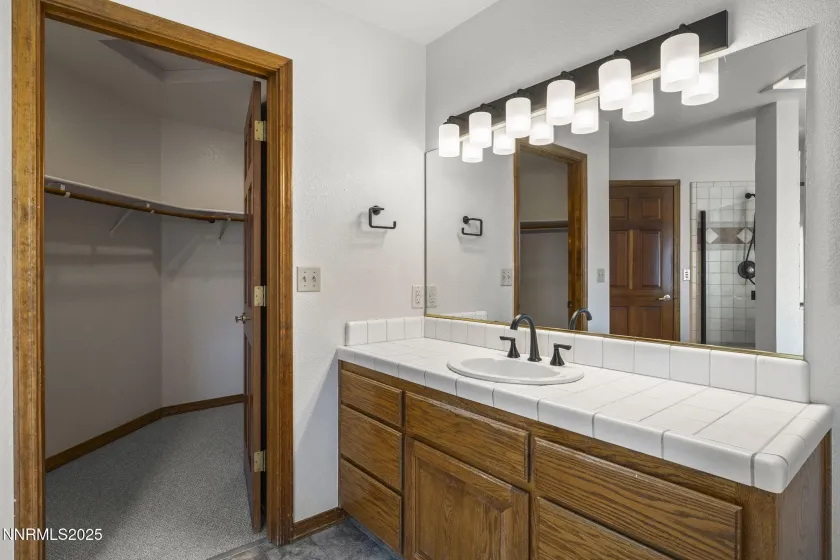 1653 Dees, Minden, Nevada 89423, 3 Bedrooms Bedrooms, ,3 BathroomsBathrooms,Residential,Residential,Dees,250058825