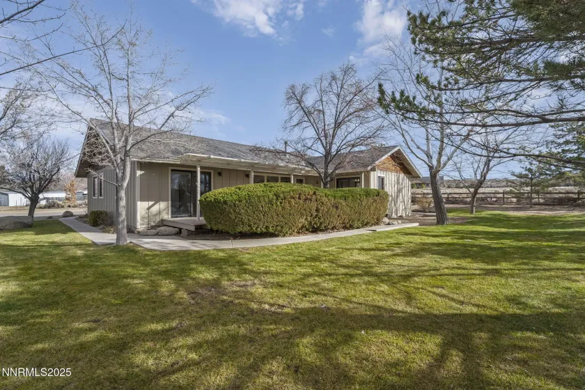 1653 Dees, Minden, Nevada 89423, 3 Bedrooms Bedrooms, ,3 BathroomsBathrooms,Residential,Residential,Dees,250058825