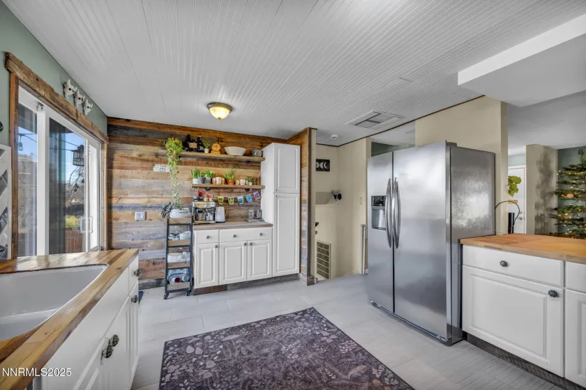 1100 Mission, Reno, Nevada 89503, 3 Bedrooms Bedrooms, ,3 BathroomsBathrooms,Residential,Residential,Mission,250058827