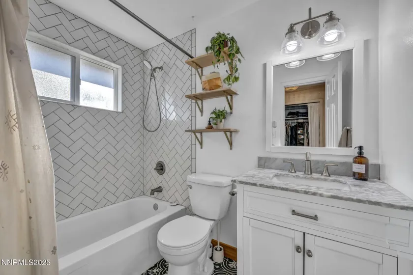 1100 Mission, Reno, Nevada 89503, 3 Bedrooms Bedrooms, ,3 BathroomsBathrooms,Residential,Residential,Mission,250058827