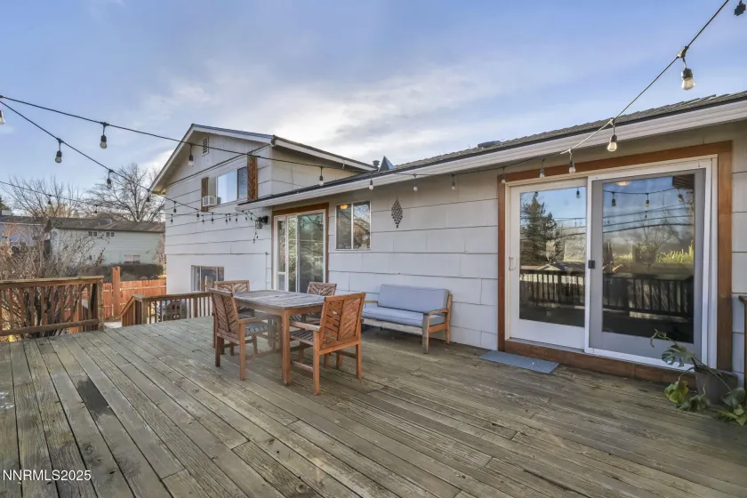 1100 Mission, Reno, Nevada 89503, 3 Bedrooms Bedrooms, ,3 BathroomsBathrooms,Residential,Residential,Mission,250058827