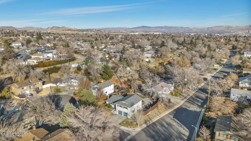 1100 Mission, Reno, Nevada 89503, 3 Bedrooms Bedrooms, ,3 BathroomsBathrooms,Residential,Residential,Mission,250058827