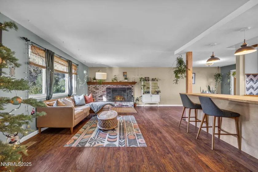 1100 Mission, Reno, Nevada 89503, 3 Bedrooms Bedrooms, ,3 BathroomsBathrooms,Residential,Residential,Mission,250058827