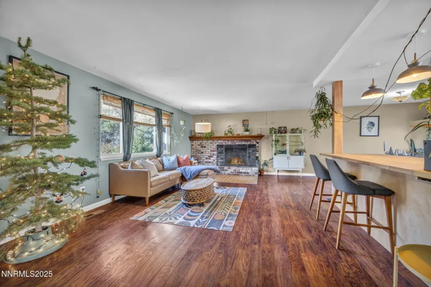 1100 Mission, Reno, Nevada 89503, 3 Bedrooms Bedrooms, ,3 BathroomsBathrooms,Residential,Residential,Mission,250058827