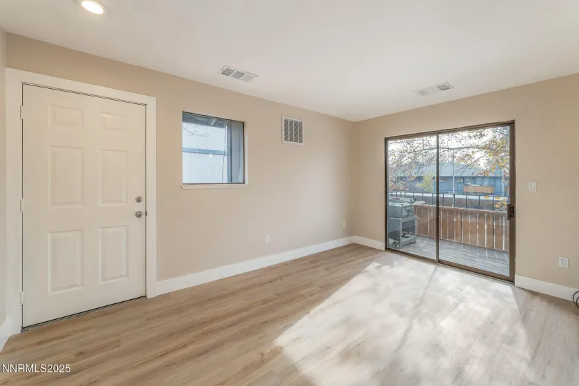 2169 Kietzke, Reno, Nevada 89502, 2 Bedrooms Bedrooms, ,1 BathroomBathrooms,Residential,Residential,Kietzke,250058828