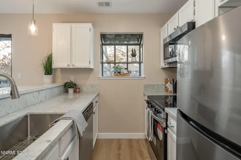 2169 Kietzke, Reno, Nevada 89502, 2 Bedrooms Bedrooms, ,1 BathroomBathrooms,Residential,Residential,Kietzke,250058828