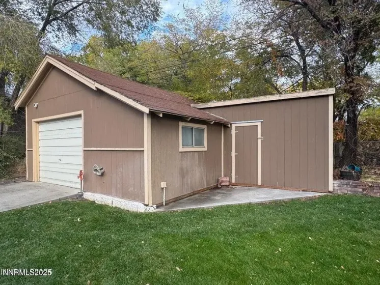 121 Shepard, Winnemucca, Nevada 89445, 2 Bedrooms Bedrooms, ,1 BathroomBathrooms,Residential,Residential,Shepard,250058832