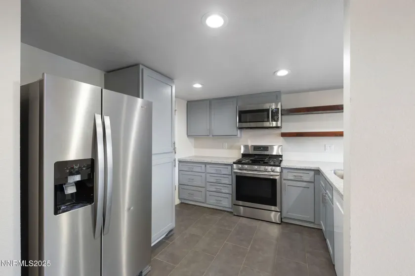 3222 Myles, Sparks, Nevada 89434, 3 Bedrooms Bedrooms, ,3 BathroomsBathrooms,Residential,Residential,Myles,250058831