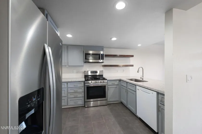 3222 Myles, Sparks, Nevada 89434, 3 Bedrooms Bedrooms, ,3 BathroomsBathrooms,Residential,Residential,Myles,250058831