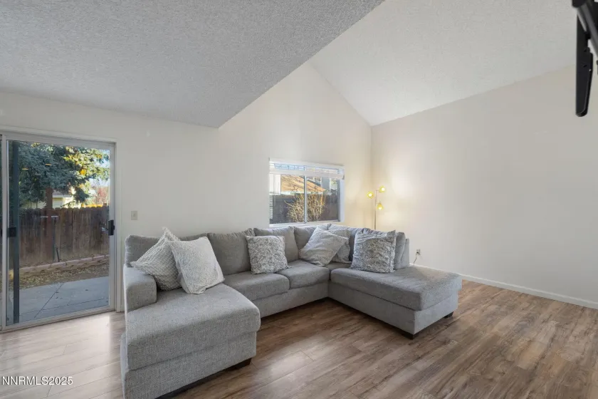 3222 Myles, Sparks, Nevada 89434, 3 Bedrooms Bedrooms, ,3 BathroomsBathrooms,Residential,Residential,Myles,250058831