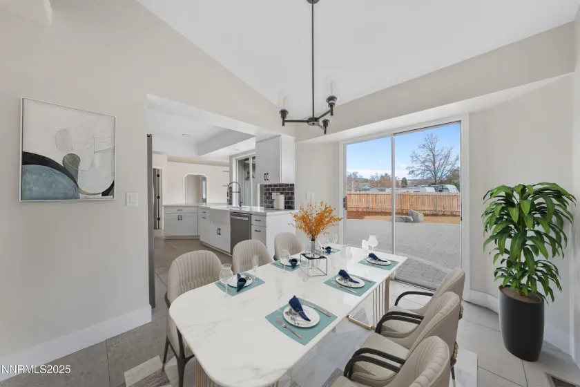 207 White Rose, Sparks, Nevada 89441, 4 Bedrooms Bedrooms, ,2 BathroomsBathrooms,Residential,Residential,White Rose,250058838