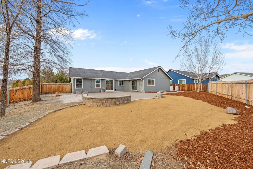 207 White Rose, Sparks, Nevada 89441, 4 Bedrooms Bedrooms, ,2 BathroomsBathrooms,Residential,Residential,White Rose,250058838