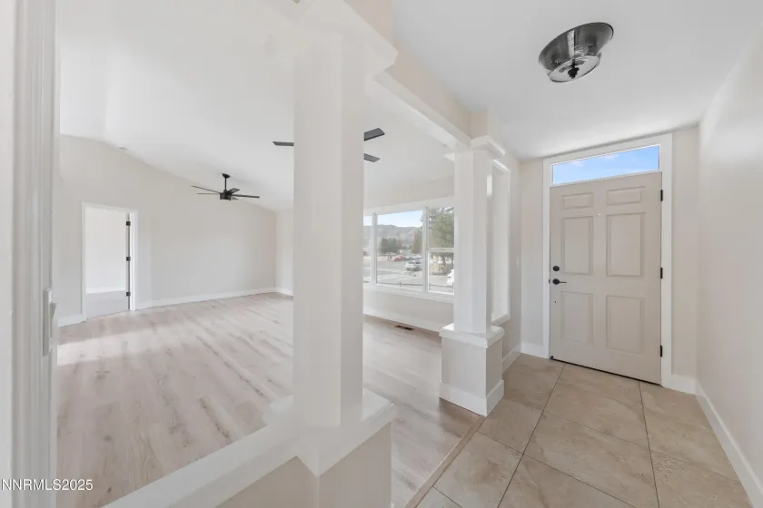 207 White Rose, Sparks, Nevada 89441, 4 Bedrooms Bedrooms, ,2 BathroomsBathrooms,Residential,Residential,White Rose,250058838