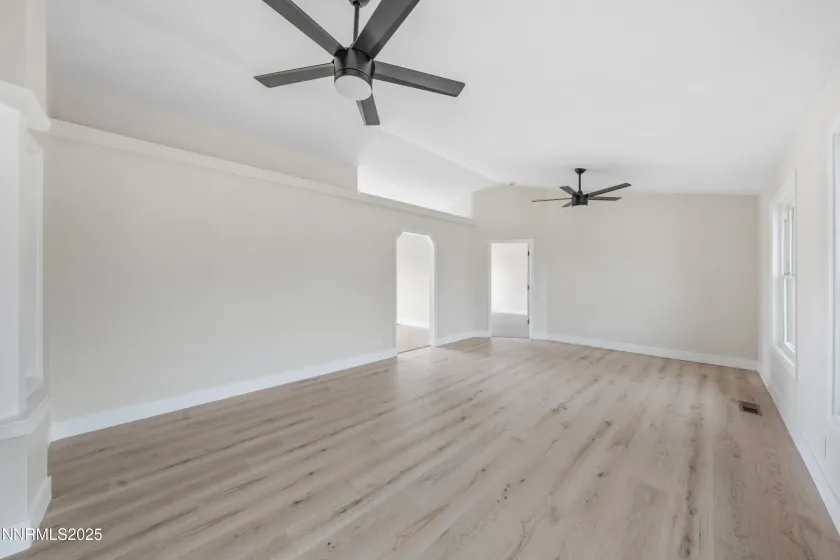 207 White Rose, Sparks, Nevada 89441, 4 Bedrooms Bedrooms, ,2 BathroomsBathrooms,Residential,Residential,White Rose,250058838