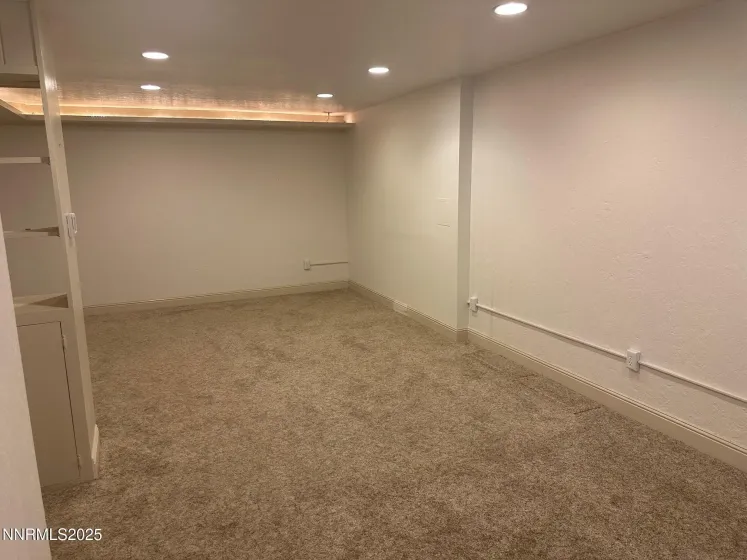 1175 Fairfield, Reno, Nevada 89509, 2 Bedrooms Bedrooms, ,2 BathroomsBathrooms,Residential,Residential,Fairfield,250058840