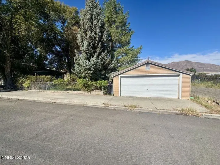 1385 Bridge, Winnemucca, Nevada 89445, 3 Bedrooms Bedrooms, ,1 BathroomBathrooms,Residential,Residential,Bridge,250058841