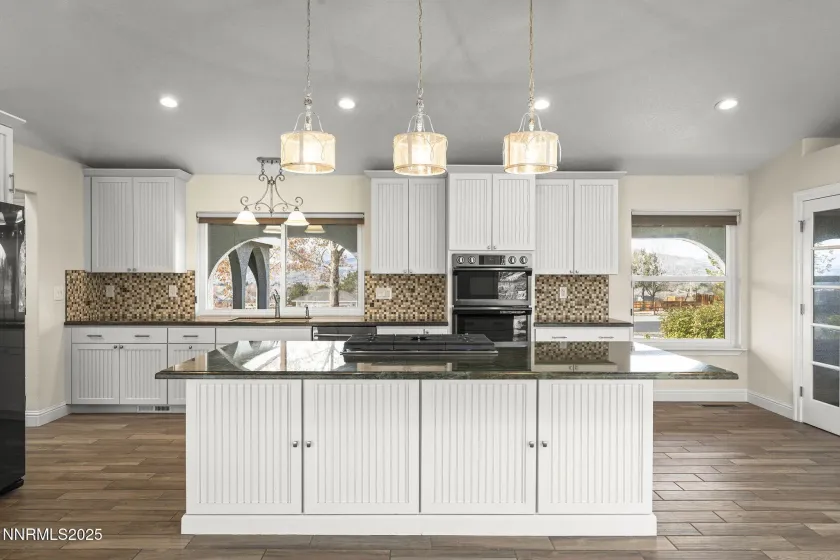 8570 Eaglenest, Sparks, Nevada 89436, 3 Bedrooms Bedrooms, ,3 BathroomsBathrooms,Residential,Residential,Eaglenest,250058845