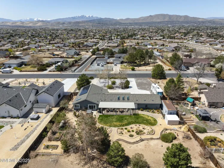 8570 Eaglenest, Sparks, Nevada 89436, 3 Bedrooms Bedrooms, ,3 BathroomsBathrooms,Residential,Residential,Eaglenest,250058845