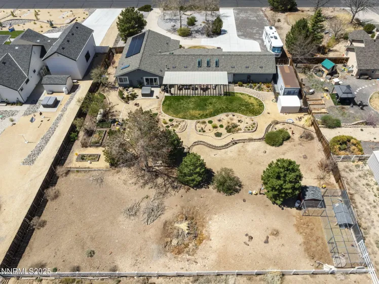 8570 Eaglenest, Sparks, Nevada 89436, 3 Bedrooms Bedrooms, ,3 BathroomsBathrooms,Residential,Residential,Eaglenest,250058845