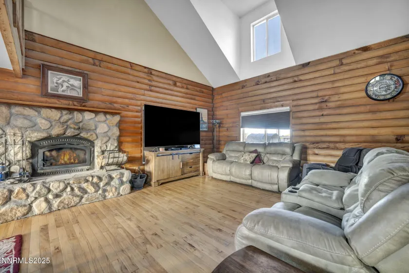 15034 Red Rock, Reno, Nevada 89508, 2 Bedrooms Bedrooms, ,2 BathroomsBathrooms,Residential,Residential,Red Rock,250058853