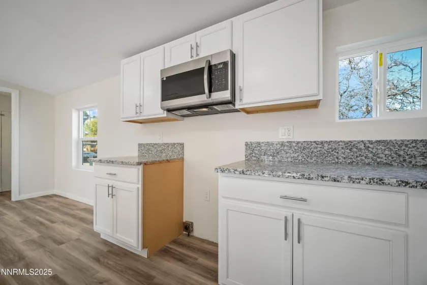 4688 Leonesio, Sun Valley, Nevada 89433, 3 Bedrooms Bedrooms, ,2 BathroomsBathrooms,Residential,Residential,Leonesio,250058856