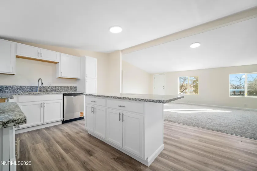 4688 Leonesio, Sun Valley, Nevada 89433, 3 Bedrooms Bedrooms, ,2 BathroomsBathrooms,Residential,Residential,Leonesio,250058856