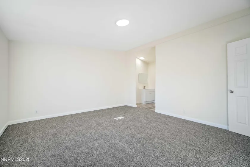 4688 Leonesio, Sun Valley, Nevada 89433, 3 Bedrooms Bedrooms, ,2 BathroomsBathrooms,Residential,Residential,Leonesio,250058856